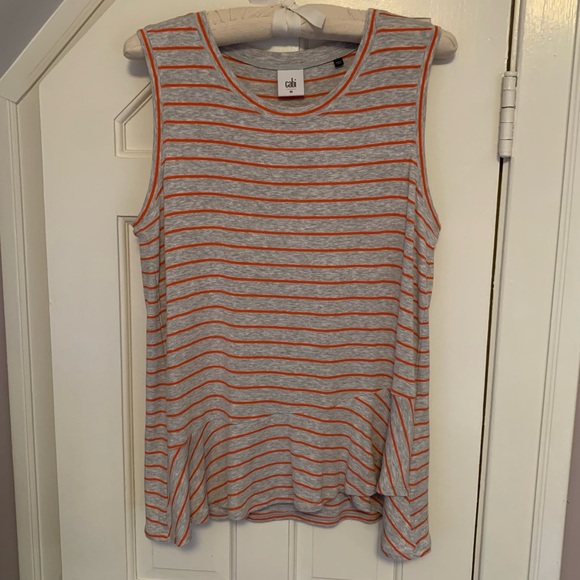 EUC CAbi Ruffle Tank - SZ M - Picture 2 of 8